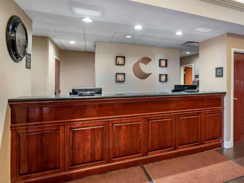 לורנסבורג Comfort Inn & Suites מראה חיצוני תמונה