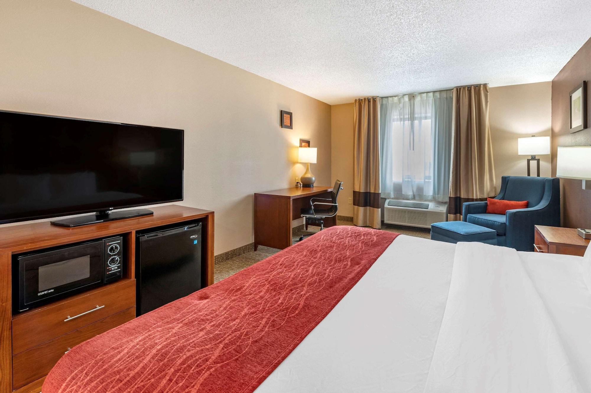 לורנסבורג Comfort Inn & Suites מראה חיצוני תמונה
