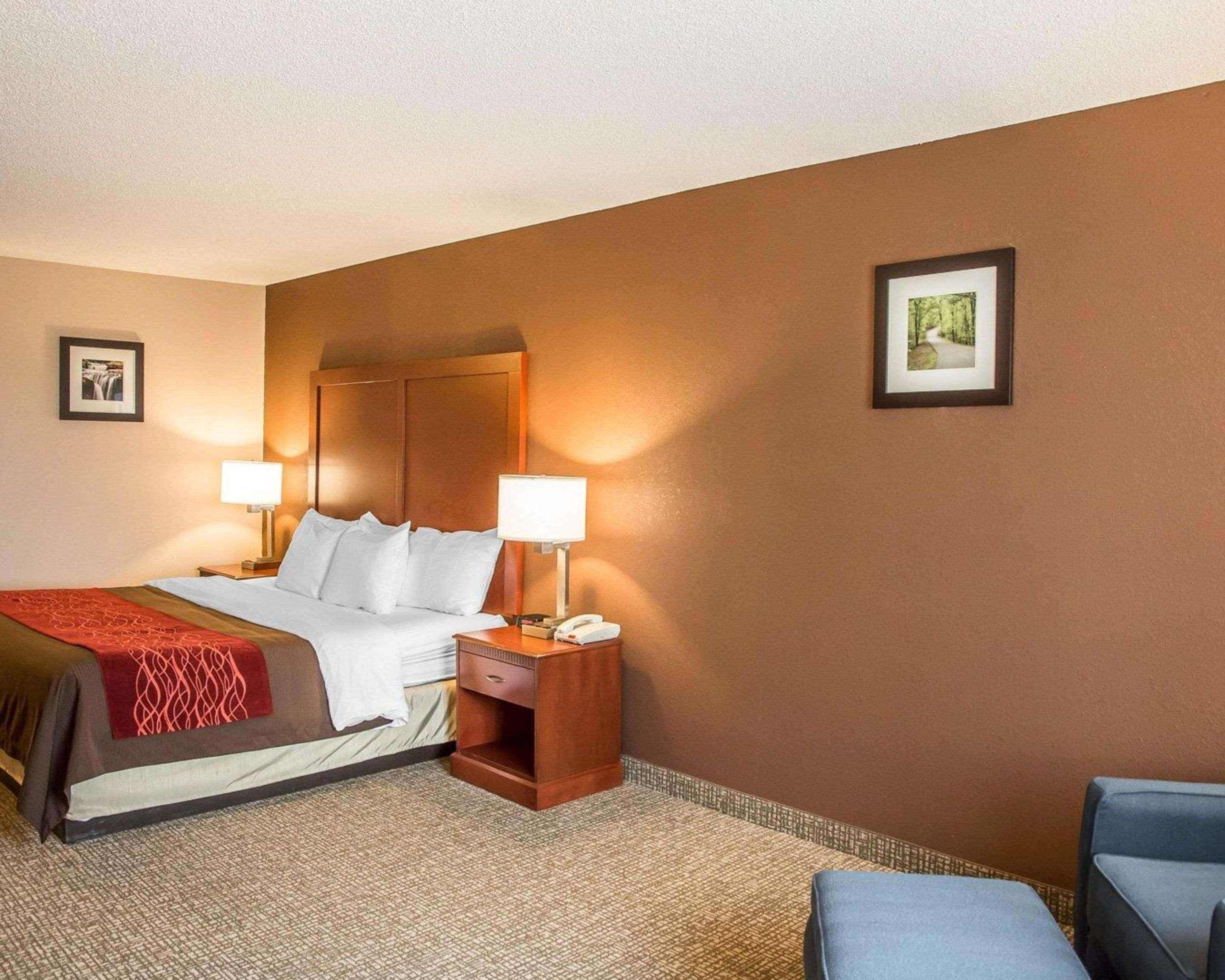 לורנסבורג Comfort Inn & Suites מראה חיצוני תמונה