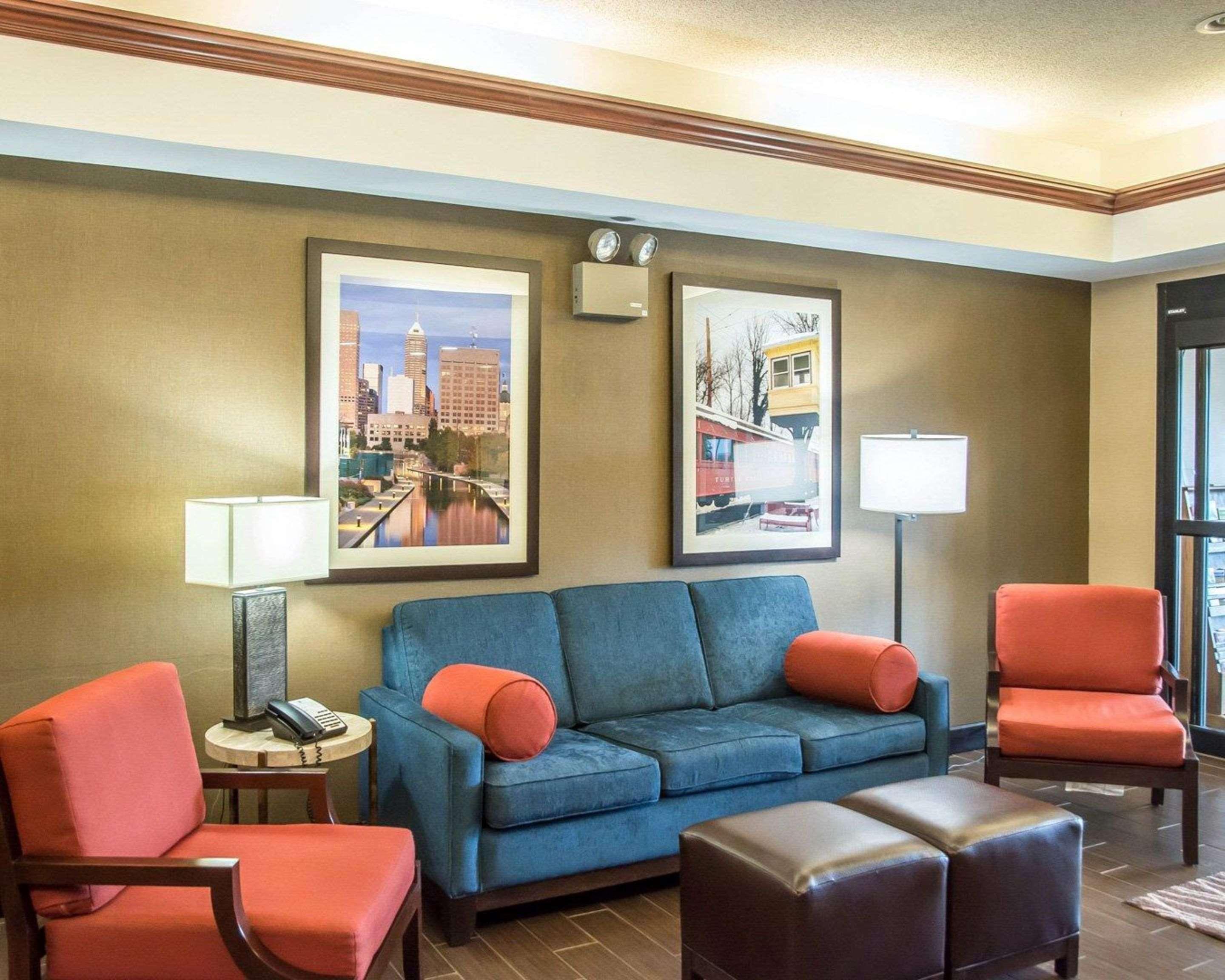 לורנסבורג Comfort Inn & Suites מראה חיצוני תמונה