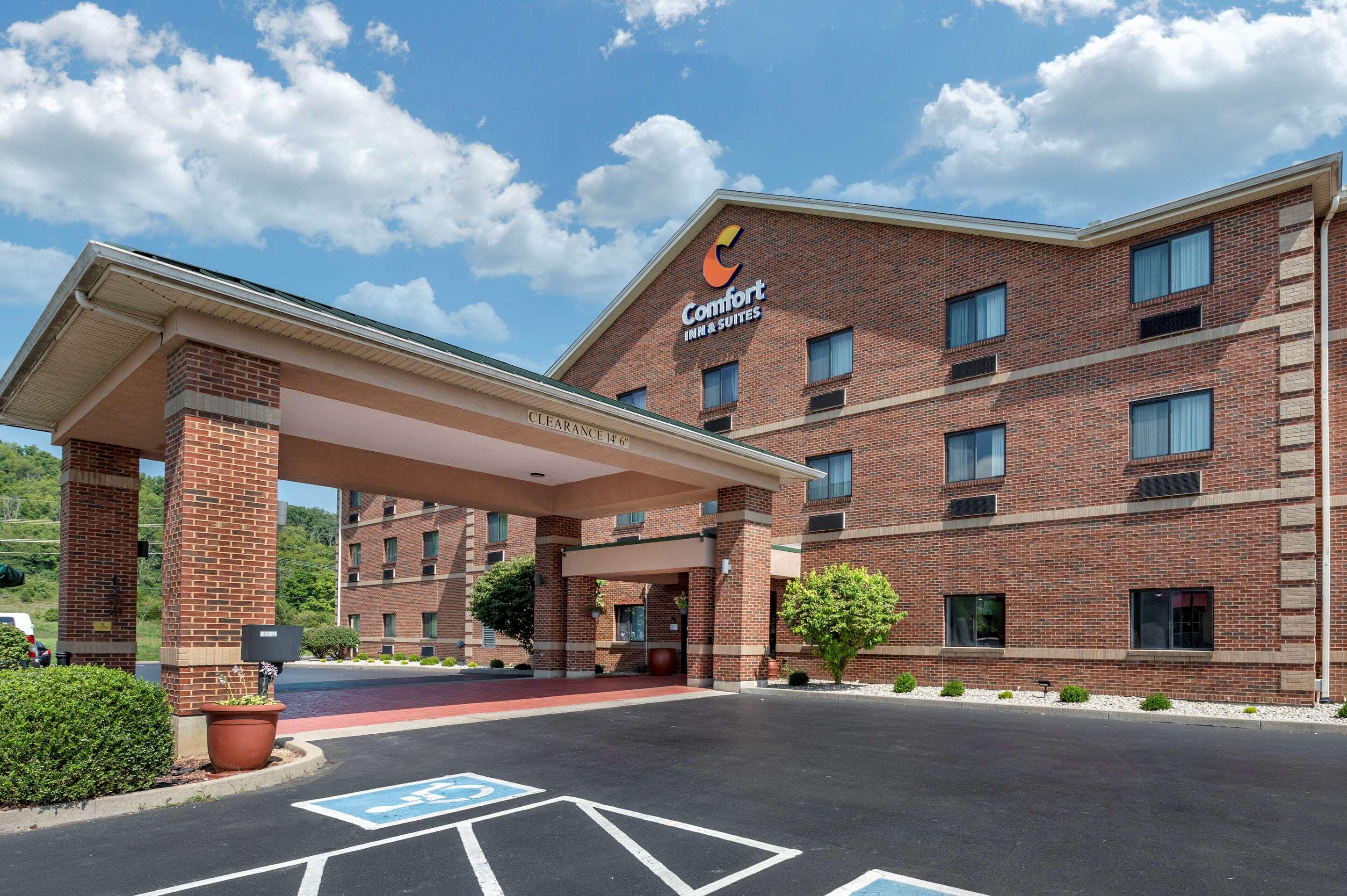 לורנסבורג Comfort Inn & Suites מראה חיצוני תמונה