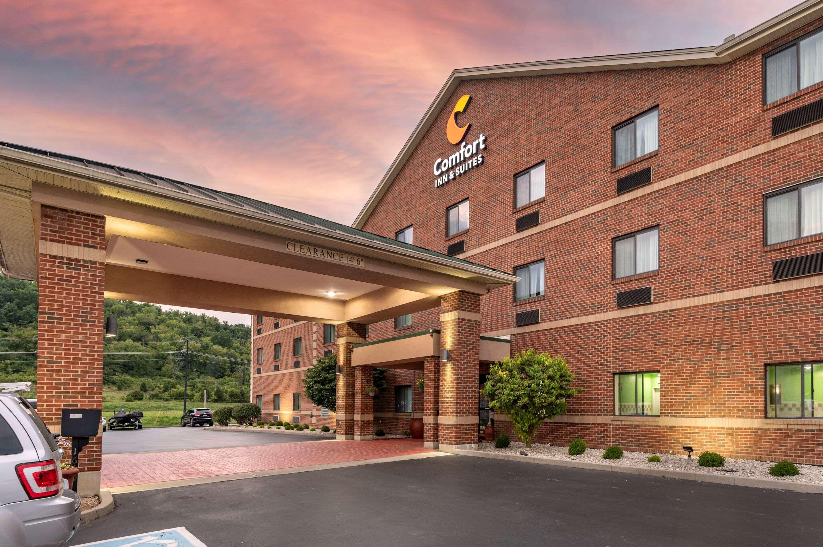 לורנסבורג Comfort Inn & Suites מראה חיצוני תמונה