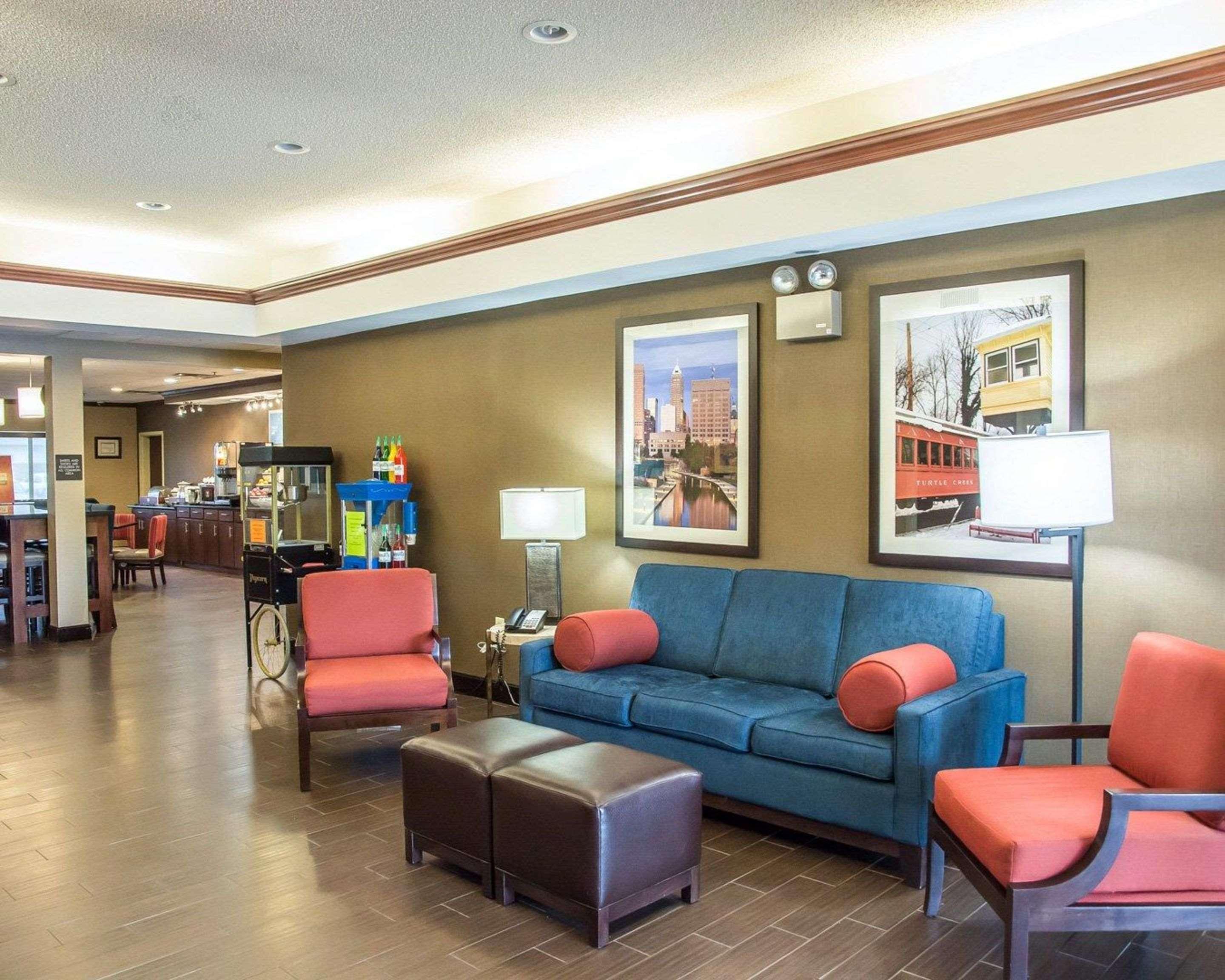 לורנסבורג Comfort Inn & Suites מראה חיצוני תמונה
