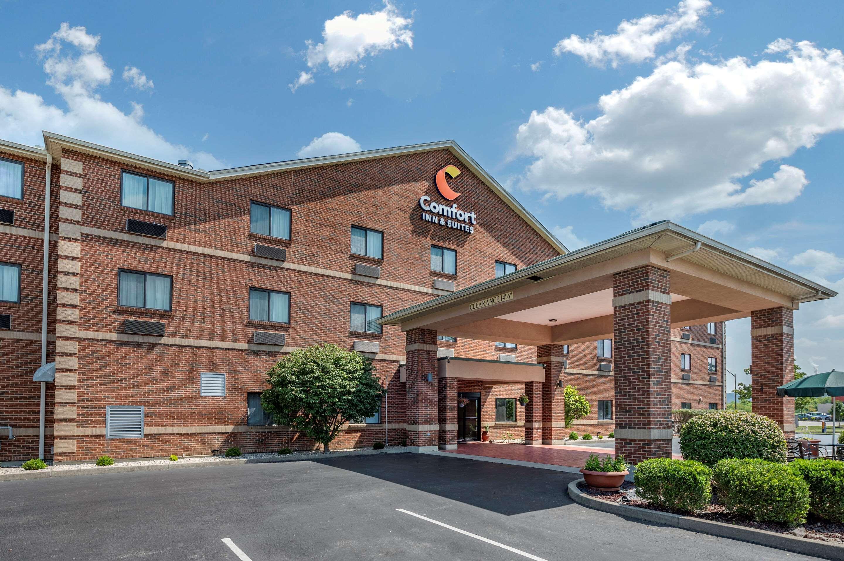לורנסבורג Comfort Inn & Suites מראה חיצוני תמונה