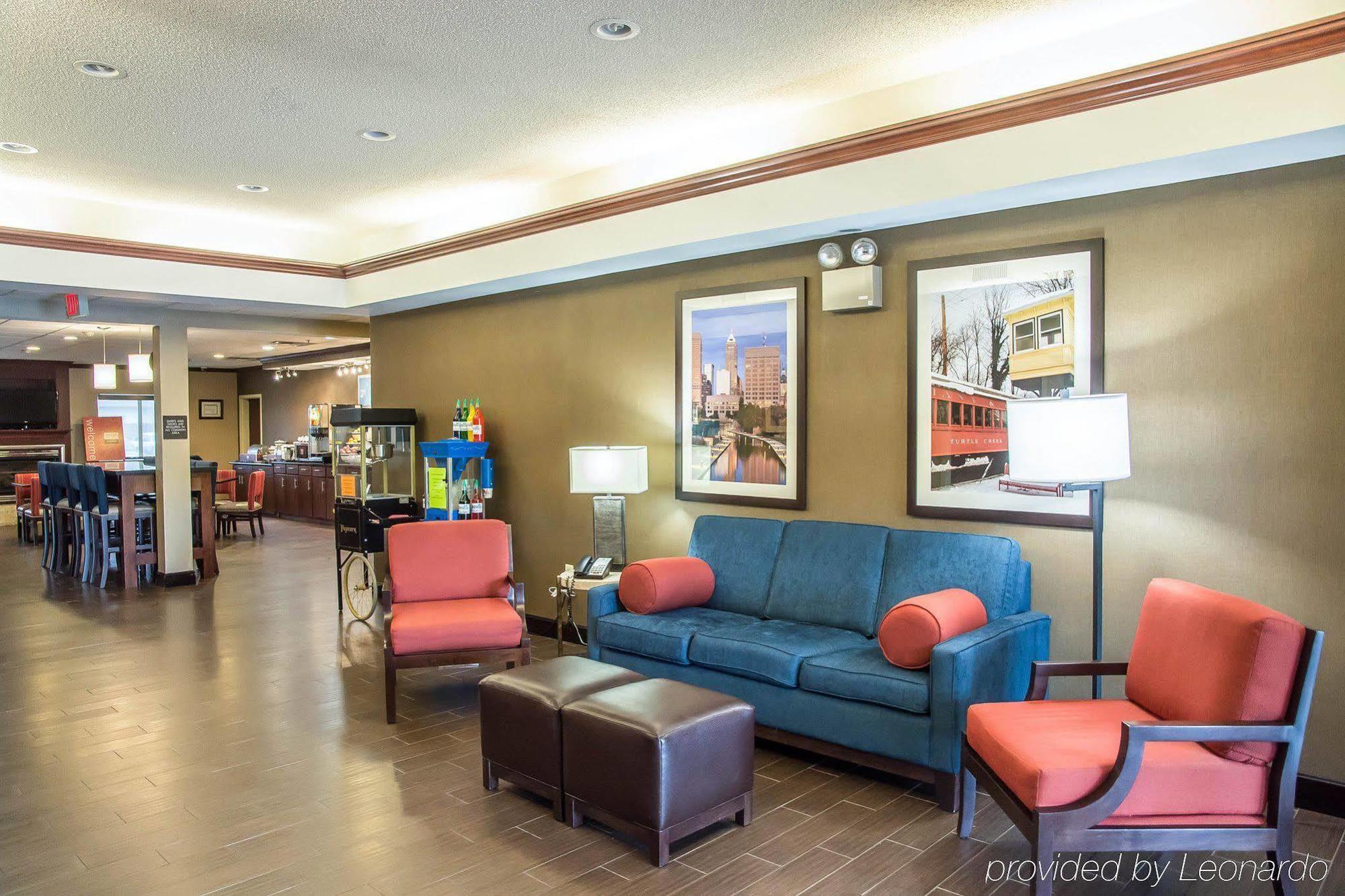 לורנסבורג Comfort Inn & Suites מראה חיצוני תמונה